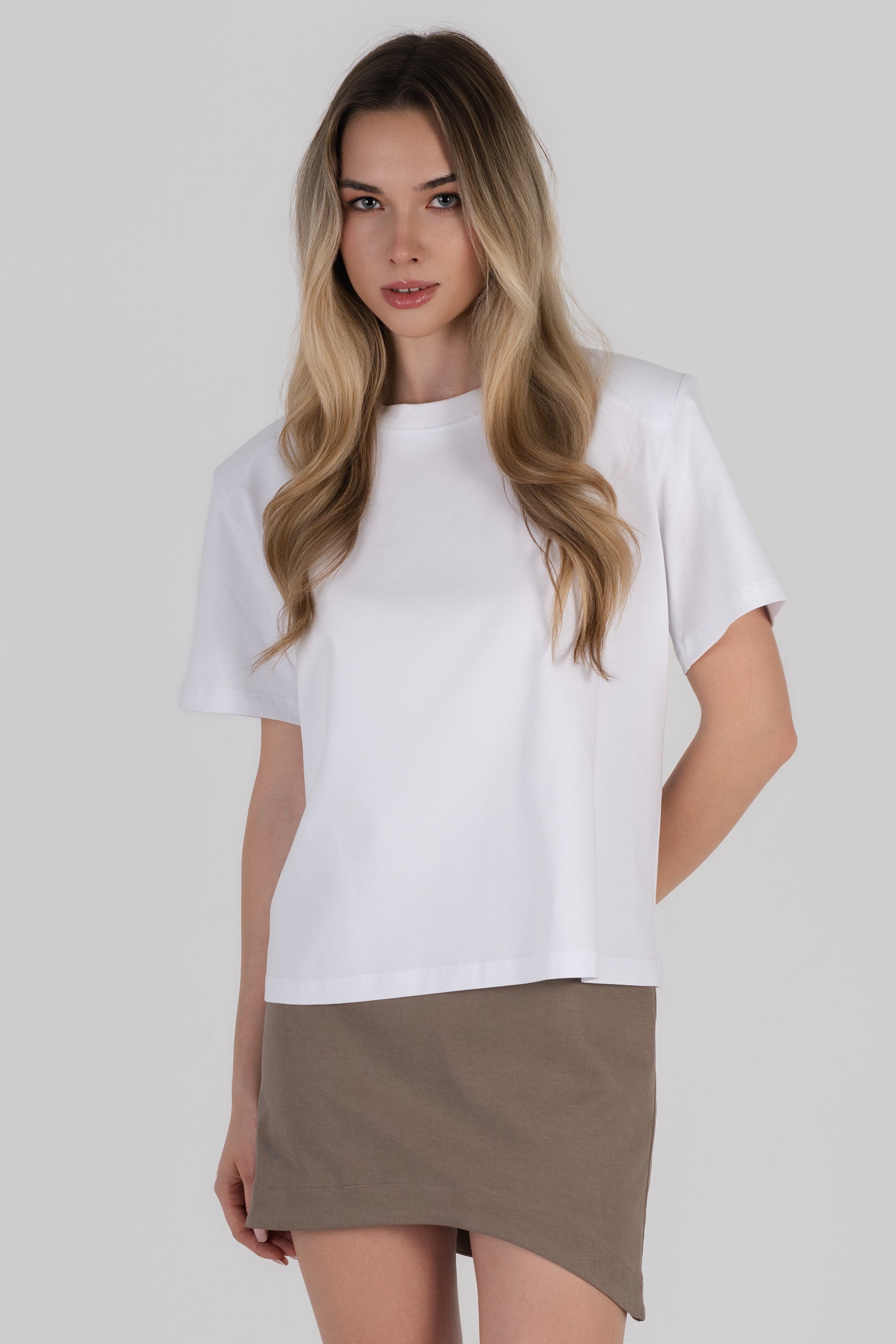 T-SHIRT AURA